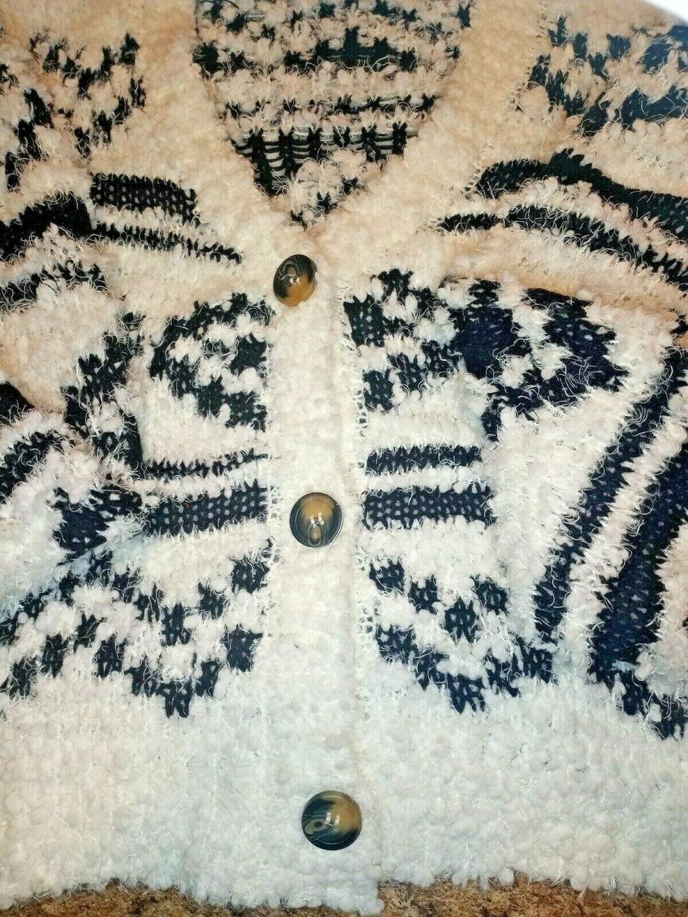 Hippie Rose Fuzzy Rib-Knit Cardigan white/black Large